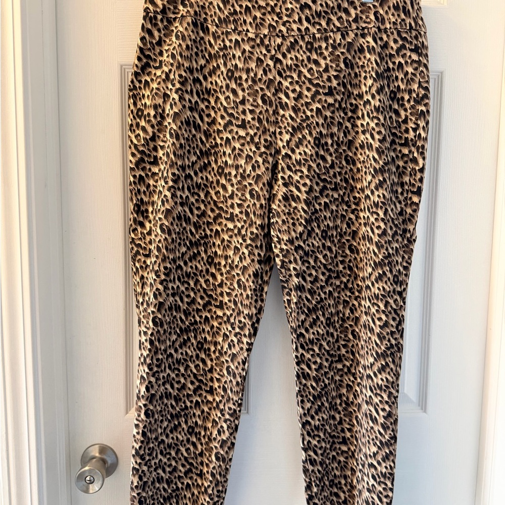 Roz & Ali Animal Print Leggings